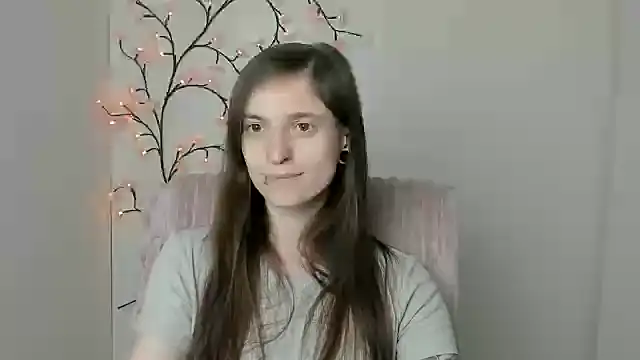 Snapshot of Luna_Tantra chatting on May 22, 7:26 am Luna Tantra online show from May 22, 7:26 am