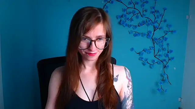 Snapshot of Luna_Tantra chatting on July 8, 1:15 pm Luna Tantra online show from July 8, 1:15 pm