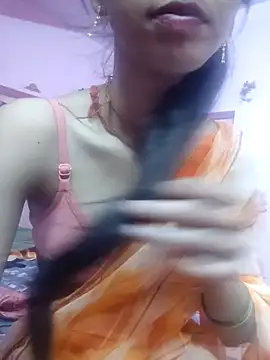 Snapshot of Vidhya_Balan143 chatting on June 10, 10:52 pm Vidhya Balan143 online show from June 10, 10:52 pm