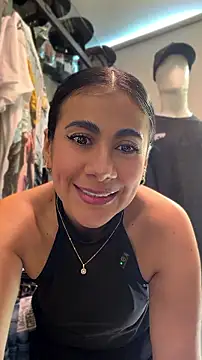 Snapshot of Laia_Hills chatting on August 5, 3:37 pm Laia Hills online show from August 5, 3:37 pm