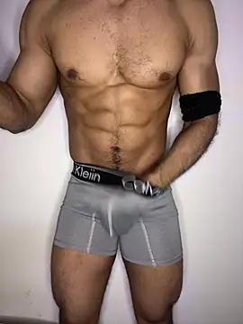 Lucas 93840 online show from July 9, 1:20 am