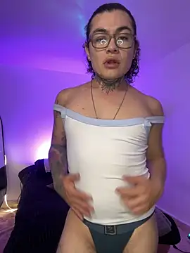 XelDesire online show from May 2, 7:52 pm