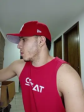 Maxx valiant online show from April 22, 9:55 am