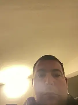 Snapshot of belludenotte chatting on May 16, 2:19 am belludenotte online show from May 16, 2:19 am