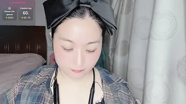 D-Misslu online show from April 28, 11:48 am