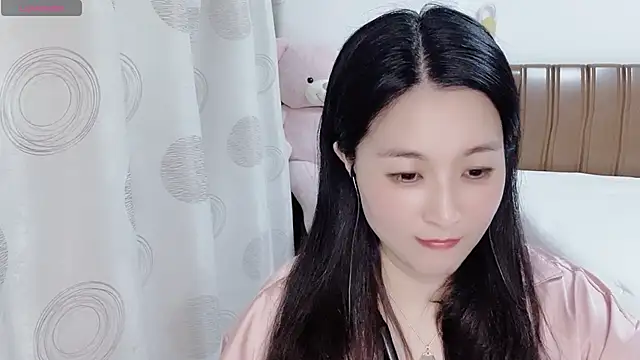 D-Misslu online show from June 12, 1:43 pm