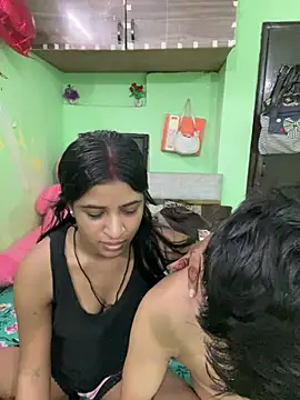 hot-couple-0 online show from July 17, 7:19 pm