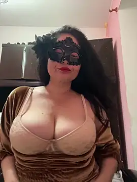 Snapshot of gattitta29 chatting on June 8, 9:26 pm gattitta29 online show from June 8, 9:26 pm