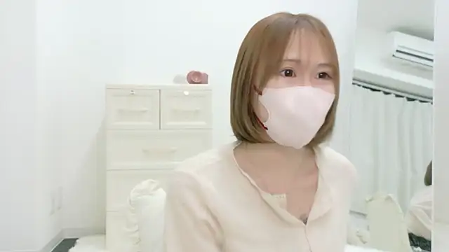 remuchan   online show from April 29, 9:13 am