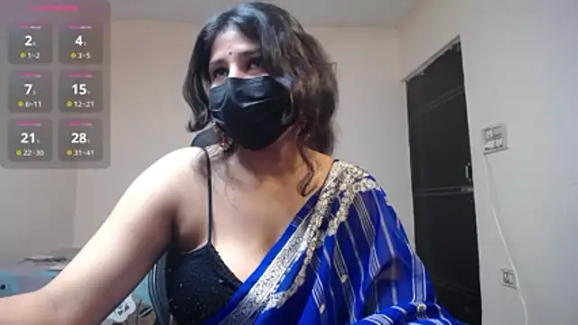 Snapshot of -Queenie chatting on May 16, 7:23 pm -Queenie online show from May 16, 7:23 pm