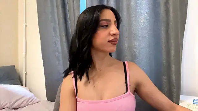 AngellaBarbini online show from June 11, 1:09 pm