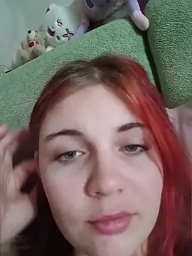 LoisFox online show from April 25, 1:41 pm