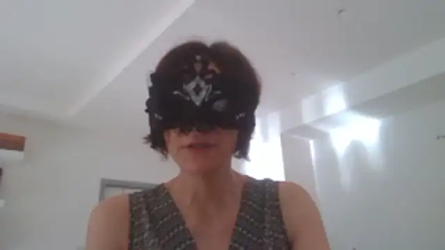 HelenTiAscolta online show from June 5, 4:13 pm