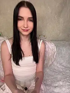 MarlboroWeb online show from April 24, 8:44 pm