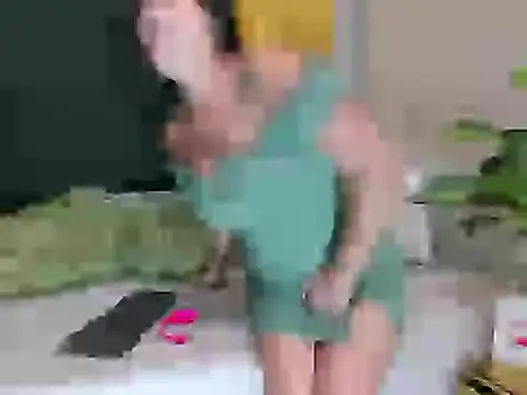 Babyemily18  online show from April 23, 10:25 am