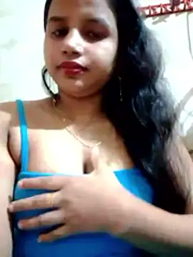 Snapshot of Nigar_Hatun chatting on May 2, 5:18 pm Nigar Hatun online show from May 2, 5:18 pm