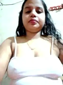 Snapshot of Nigar_Hatun chatting on May 3, 5:41 pm Nigar Hatun online show from May 3, 5:41 pm