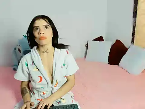 Sofi Moon1 online show from April 23, 1:07 am