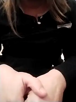 Cuginetti online show from April 22, 7:15 pm