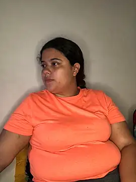 Snapshot of EliVanegas chatting on May 13, 7:06 am EliVanegas online show from May 13, 7:06 am