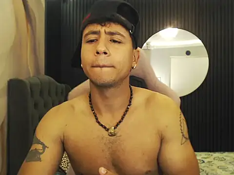 jbarto  online show from April 27, 1:09 pm