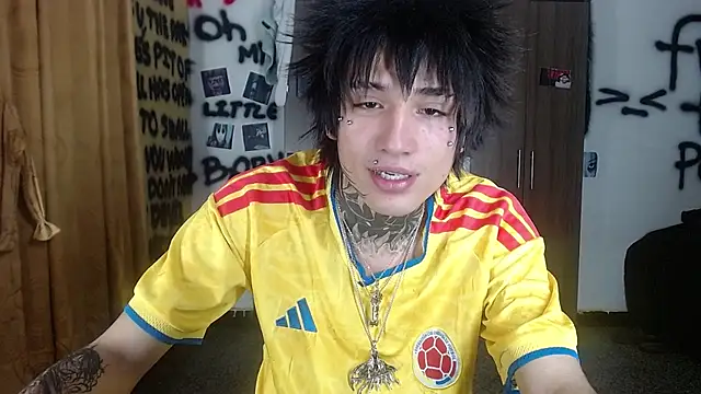 Snapshot of Ryoko_vishnu chatting on May 27, 1:57 am Ryoko vishnu online show from May 27, 1:57 am
