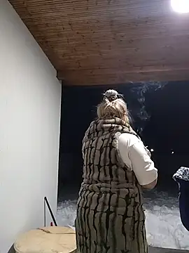 Divineblond online show from February 19, 8:49 pm