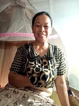 Snapshot of Ari-Na9 chatting on June 4, 2:39 am Ari-Na9 online show from June 4, 2:39 am