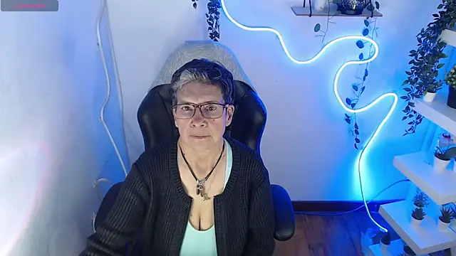 selena ferreira online show from July 24, 8:18 pm