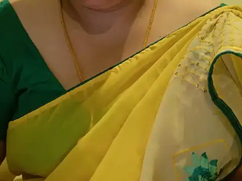 Snapshot of Call_Honey chatting on July 2, 5:19 pm Call Honey online show from July 2, 5:19 pm