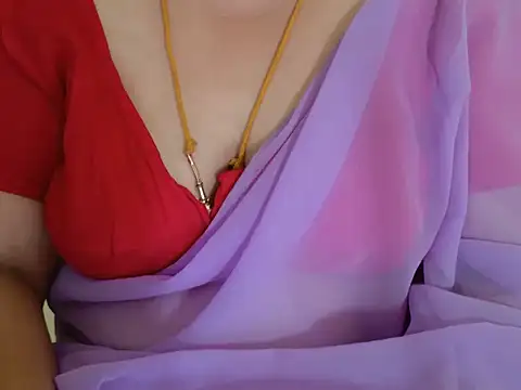 Snapshot of Call_Honey chatting on July 3, 5:25 am Call Honey online show from July 3, 5:25 am