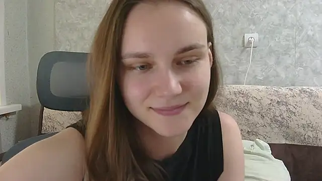 DolcezzaCream online show from June 19, 4:22 pm