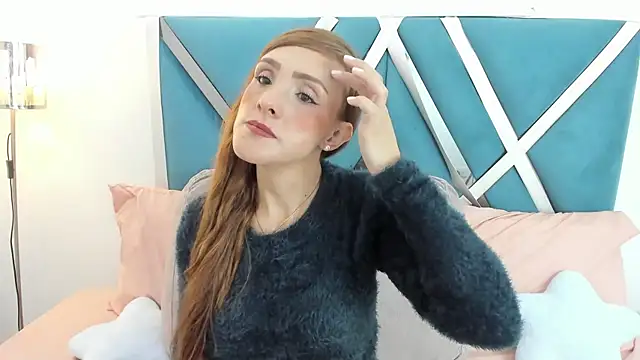 Snapshot of Nicoll_89 chatting on June 19, 12:20 pm Nicoll 89 online show from June 19, 12:20 pm