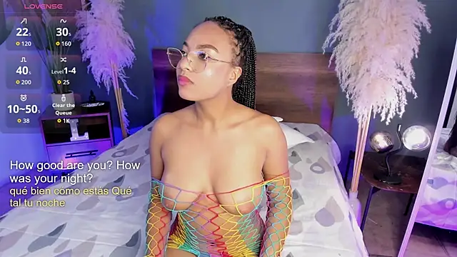Lynncute online show from July 19, 4:16 am
