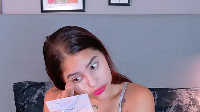 CuteWofy  online show from June 2, 11:56 am