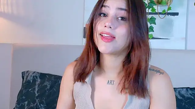 CuteWofy  online show from June 3, 11:46 am