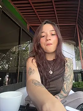 Charlotte Rossee online show from July 22, 1:47 pm