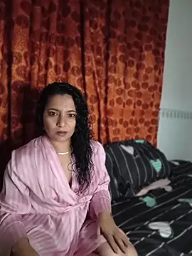 Snapshot of Divya888 chatting on April 25, 6:16 pm Divya888 online show from April 25, 6:16 pm