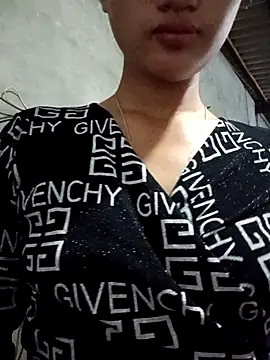 Rosie LoveUU online show from April 25, 10:51 pm