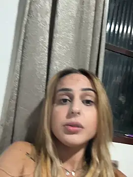 Snapshot of micasex chatting on May 26, 3:13 am micasex online show from May 26, 3:13 am