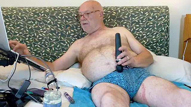 Snapshot of KinkCentral chatting on June 23, 8:29 pm KinkCentral online show from June 23, 8:29 pm