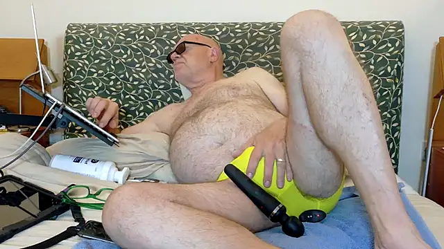 Snapshot of KinkCentral chatting on July 29, 9:13 pm KinkCentral online show from July 29, 9:13 pm