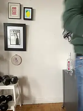 KalebSnow online show from April 29, 3:38 pm