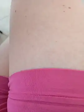 Snapshot of gata_casadacam chatting on May 24, 10:20 am gata casadacam online show from May 24, 10:20 am
