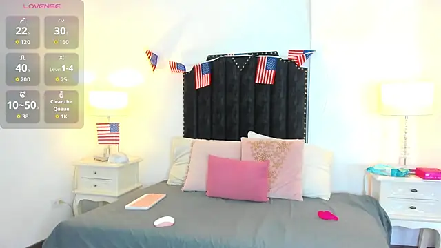 Snapshot of briny_saez chatting on July 4, 6:47 pm briny saez online show from July 4, 6:47 pm