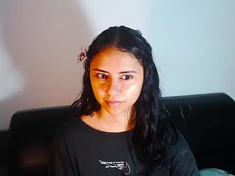 BellaLuxxs online show from June 6, 10:14 pm