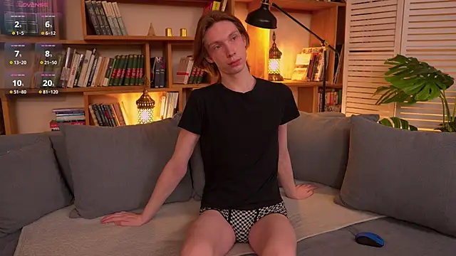 Daniel Schmidt online show from July 18, 6:17 am