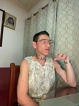 gonzalez 2001 online show from July 9, 12:15 am
