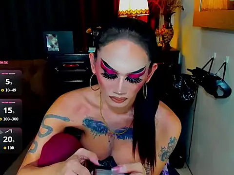 Snapshot of lubottarah chatting on May 14, 2:29 am lubottarah online show from May 14, 2:29 am