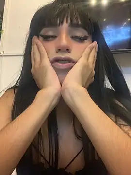 Snapshot of Leidy_Erome1 chatting on June 11, 6:00 am Leidy Erome1 online show from June 11, 6:00 am